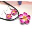 Schmuckset  Blüten Ohrstecker  & Collier weiß fuchsia gelb   im Etui